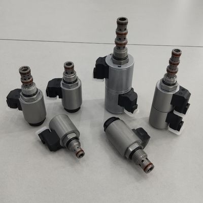 อุตสาหกรรม 4 Port Solenoid Valve Cartridge อิเล็กทรอนิกส์แวลล์ไฮดรอลิก
